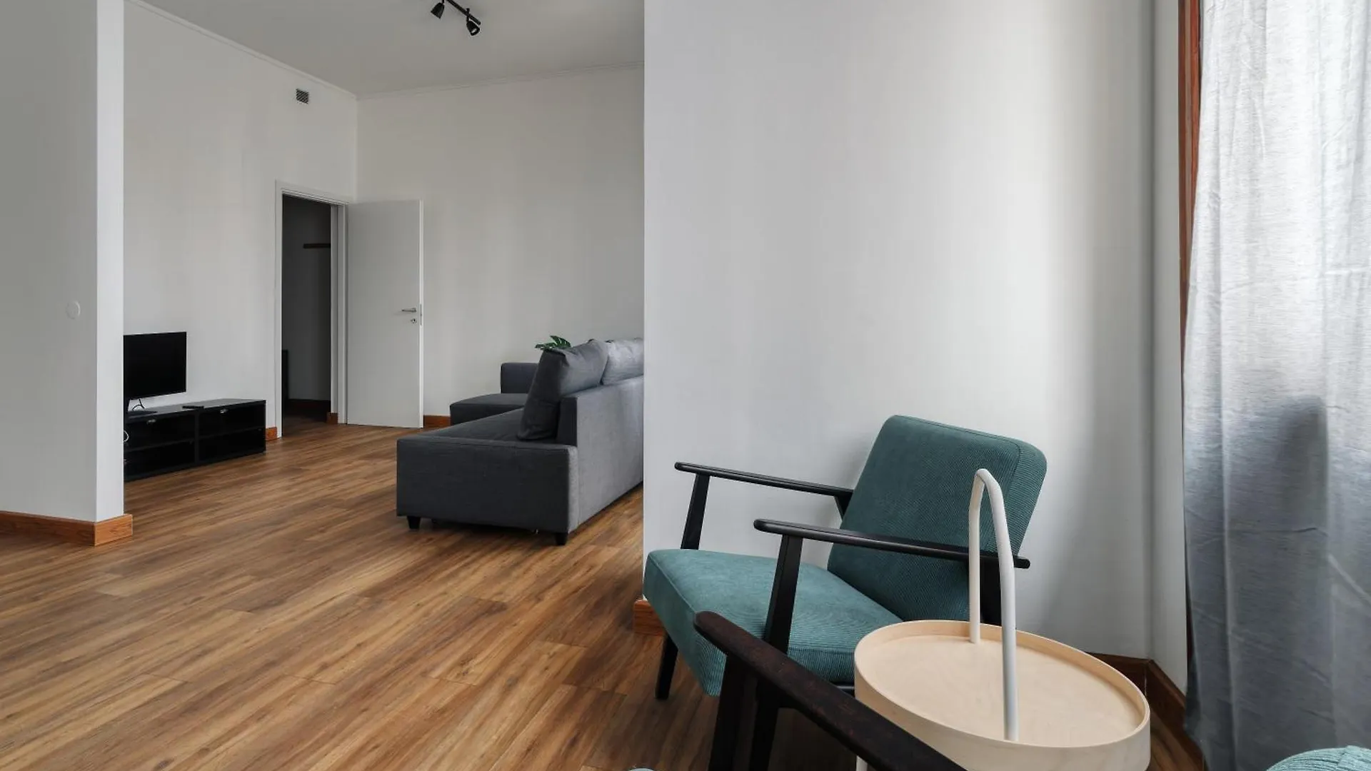 Joivy Chic 3-Bed Flat Near Colonne Di San Lorenzo Milano Appartamento